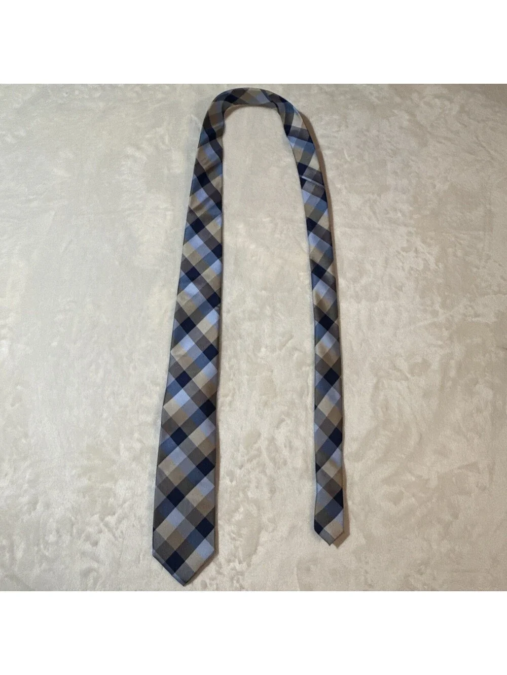 Tommy Hilfiger Men's Blue Buffalo Check Tartan Classic Silk Neck Tie 59 x 3” NWT